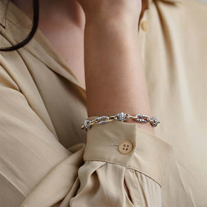 The Art of Wearing Jewelry With Mixed Metals
